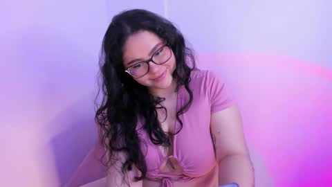 mei mei uwu online show from October 22, 2025, 12:00 am