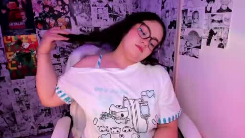 mei mei uwu online show from May 3, 2026, 1:33 am