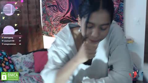 Snapshot of im_moonlight chatting on February 9, 2025, 5:01 pm Cutie pie online show from February 9, 2025, 5:01 pm