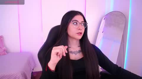 Snapshot of im_rosse_ chatting on February 25, 2026, 6:28 pm Jade Rosse online show from February 25, 2026, 6:28 pm