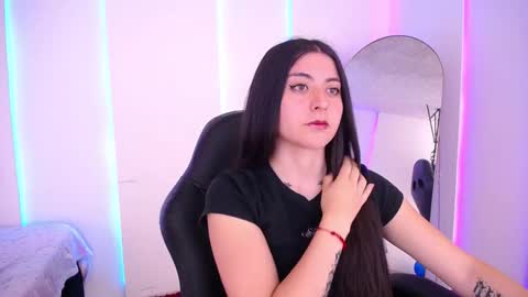 Snapshot of im_rosse_ chatting on March 2, 2026, 7:10 pm Jade Rosse online show from March 2, 2026, 7:10 pm