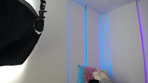 Snapshot of im_rosse_ chatting on March 12, 2026, 6:58 pm Jade Rosse online show from March 12, 2026, 6:58 pm