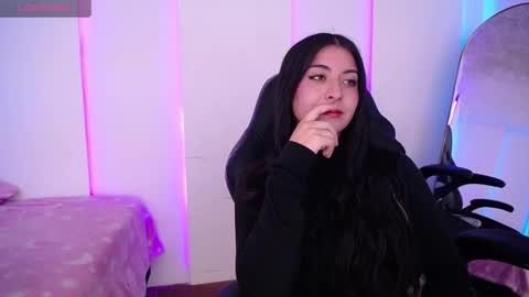 Snapshot of im_rosse_ chatting on March 16, 2026, 7:40 pm Jade Rosse online show from March 16, 2026, 7:40 pm