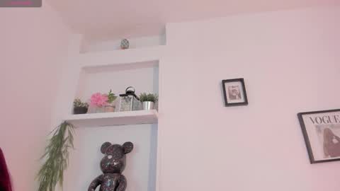 scarlett online show from March 19, 2026, 6:34 pm