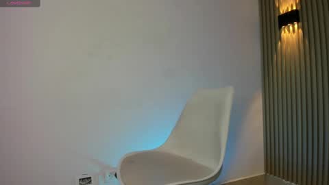 im_sebaslopez online show from December 15, 2024, 5:13 am
