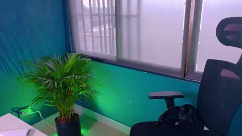 Tavo online show from February 16, 2026, 6:04 pm