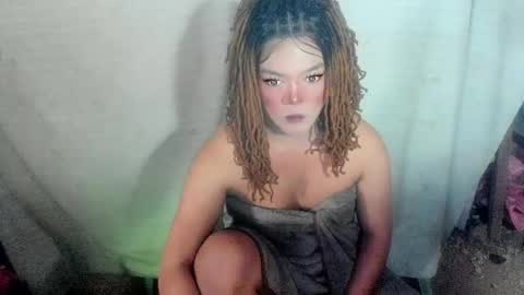 ella may online show from August 1, 2026, 4:12 am