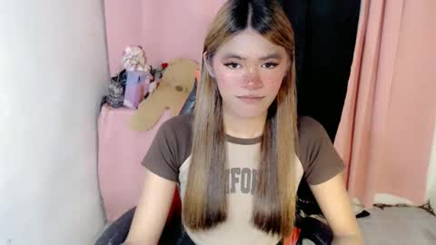 im_yourfairyannaxx online show from March 14, 2026, 4:51 am
