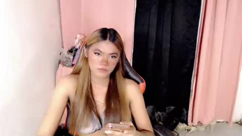 Snapshot of im_yourfairyannaxx chatting on March 27, 2026, 8:37 am im_yourfairyannaxx online show from March 27, 2026, 8:37 am