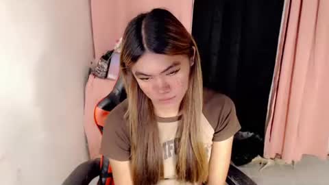 Snapshot of im_yourfairyannaxx chatting on April 7, 2026, 6:36 am im_yourfairyannaxx online show from April 7, 2026, 6:36 am