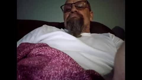 ima_powerload online show from January 10, 2026, 7:37 pm