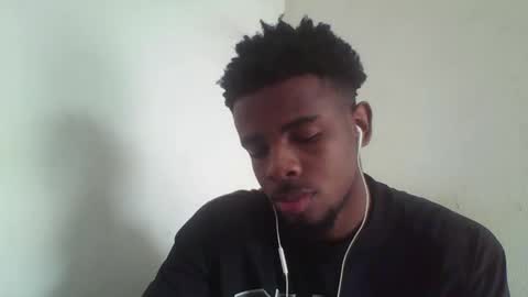 Snapshot of imaking01 chatting on September 22, 2025, 9:22 am imaking01 online show from September 22, 2025, 9:22 am