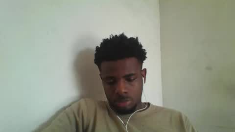 Snapshot of imaking01 chatting on October 9, 2025, 2:37 pm imaking01 online show from October 9, 2025, 2:37 pm