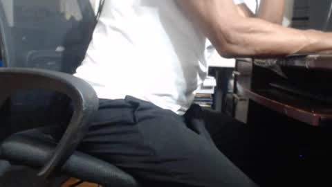 Imanlolo789   formerly known as Slimrodxxx  independent model online show from December 20, 2025, 11:12 pm