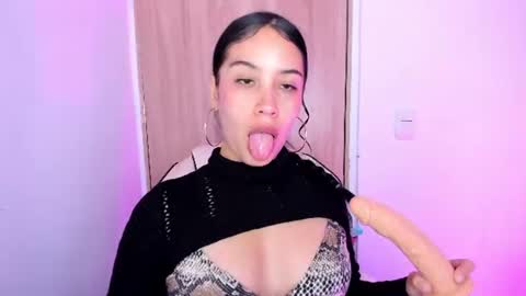Snapshot of imcharlot_ chatting on July 18, 2026, 10:57 pm charlot online show from July 18, 2026, 10:57 pm