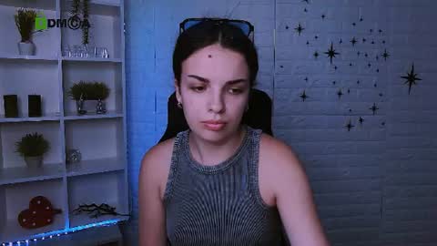 Leyla online show from June 25, 2026, 11:15 am