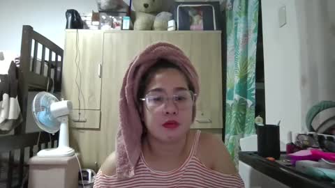 Immaculate02 online show from December 7, 2024, 2:53 am