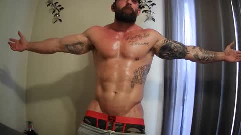 Majordadbod101 online show from February 13, 2025, 3:35 pm