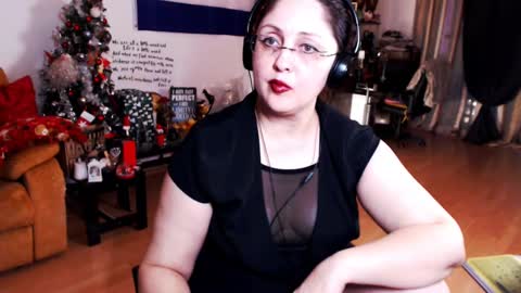 Empress online show from January 2, 2025, 2:57 pm