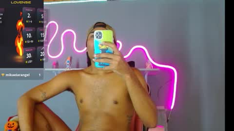 imperial_lust online show from October 6, 2025, 6:49 pm