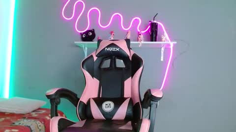 imperial_lust online show from October 26, 2025, 4:51 am