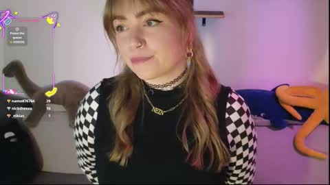 ImPumpkinBitch online show from November 12, 2025, 1:00 pm