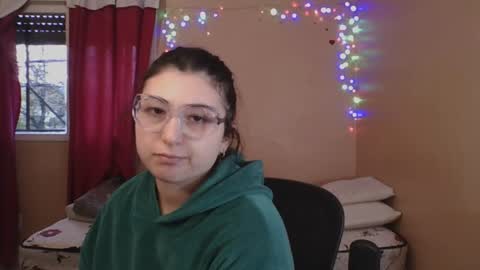 Snapshot of imsohornydacom chatting on June 10, 2026, 6:40 pm Florencia online show from June 10, 2026, 6:40 pm