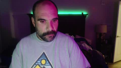 Snapshot of imthatfnguy chatting on December 6, 2024, 2:46 am I use to be imeverythingandnothing online show from December 6, 2024, 2:46 am