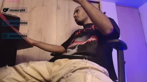 Daniel   thumb up me please its important Im new INDEPENDENT MODEL online show from May 2, 2026, 6:29 am