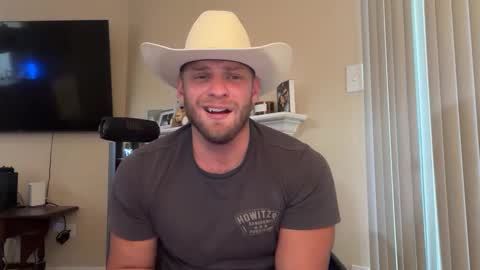 Inmate1993 online show from October 17, 2025, 4:42 pm