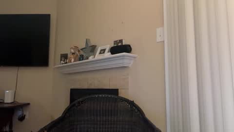 Inmate1993 online show from December 14, 2025, 4:07 am