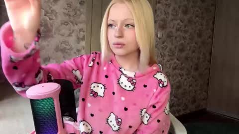 Snapshot of inamillsap chatting on March 20, 2026, 11:26 am Lola online show from March 20, 2026, 11:26 am