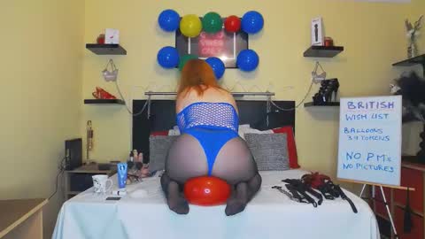 Snapshot of inannalove chatting on December 5, 2024, 11:40 pm inannalove online show from December 5, 2024, 11:40 pm