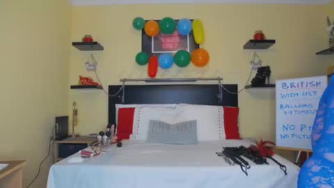 Snapshot of inannalove chatting on February 8, 2025, 7:27 pm inannalove online show from February 8, 2025, 7:27 pm