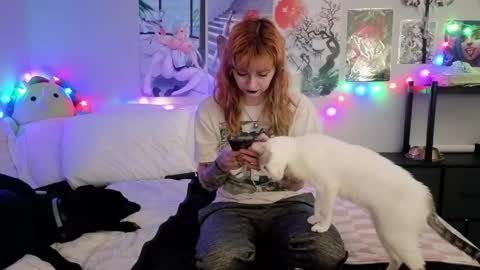 Inarafoxx online show from May 2, 2026, 1:54 am