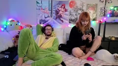 Inarafoxx online show from May 3, 2026, 8:37 pm