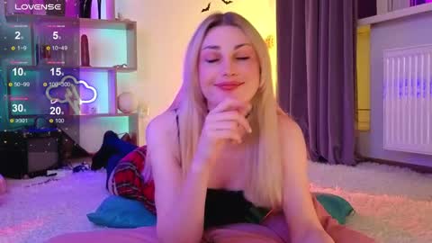  Dina  Help me reach 100 likes  online show from May 1, 2026, 8:35 pm