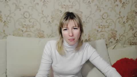 Snapshot of incredible_ariela chatting on December 17, 2024, 10:23 am incredible_ariela online show from December 17, 2024, 10:23 am