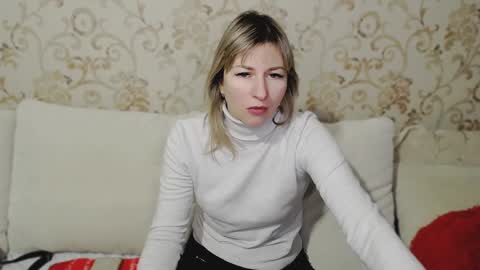 Snapshot of incredible_ariela chatting on December 17, 2024, 1:27 pm incredible_ariela online show from December 17, 2024, 1:27 pm