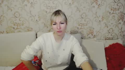 Snapshot of incredible_ariela chatting on January 2, 2025, 11:20 am incredible_ariela online show from January 2, 2025, 11:20 am