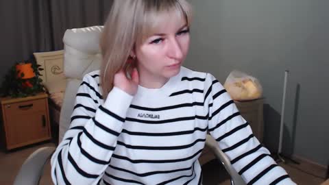 Snapshot of incredible_ariela chatting on January 11, 2025, 11:45 am incredible_ariela online show from January 11, 2025, 11:45 am