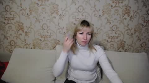 Snapshot of incredible_ariela chatting on January 21, 2025, 8:08 am incredible_ariela online show from January 21, 2025, 8:08 am