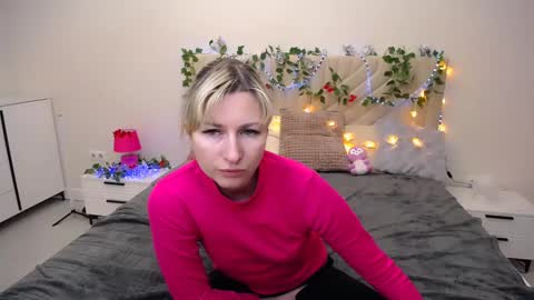 Snapshot of incredible_ariela chatting on February 21, 2025, 9:45 am incredible_ariela online show from February 21, 2025, 9:45 am