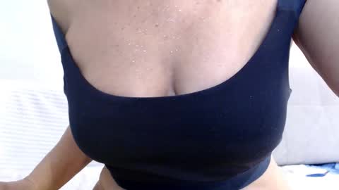 Della online show from January 27, 2025, 4:54 pm