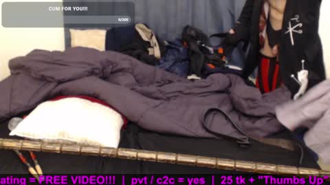 Snapshot of incubussy_x chatting on January 11, 2025, 6:03 am Incubussy X online show from January 11, 2025, 6:03 am