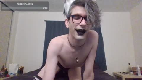 Snapshot of incubussy_x chatting on February 8, 2025, 6:54 am Incubussy X online show from February 8, 2025, 6:54 am