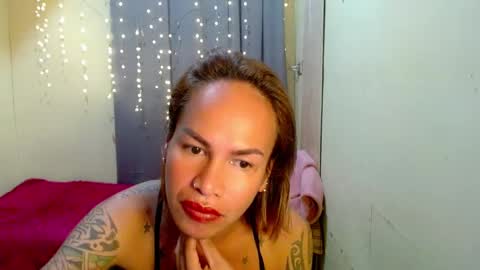 Snapshot of indaypakay_ts chatting on February 4, 2025, 7:51 am Pakay online show from February 4, 2025, 7:51 am