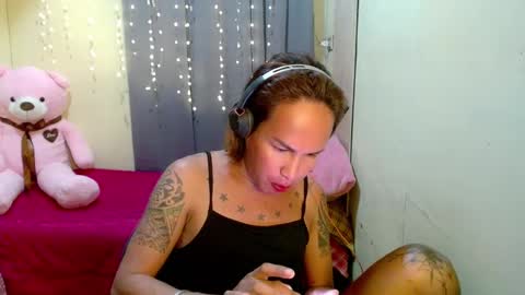 Snapshot of indaypakay_ts chatting on February 7, 2025, 5:20 am Pakay online show from February 7, 2025, 5:20 am