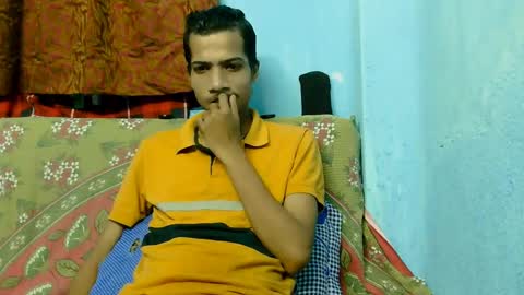 Snapshot of indian_bengali_boy chatting on September 14, 2025, 7:57 pm Suman Leo online show from September 14, 2025, 7:57 pm