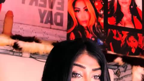 Snapshot of indian_dreamgirl chatting on October 9, 2025, 11:30 am Bella Ambrosia online show from October 9, 2025, 11:30 am